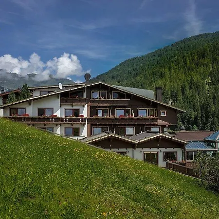 Hoehlenstein 4* Тукс
