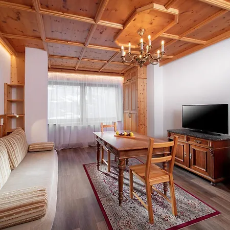 Szálloda Hoehlenstein 4*