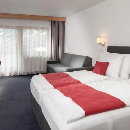 Hoehlenstein 图克斯