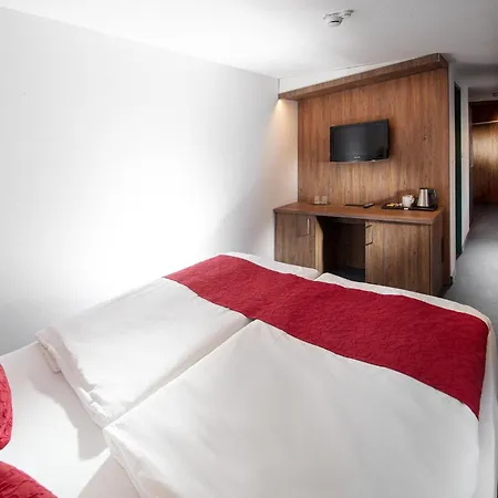 Szálloda Hoehlenstein