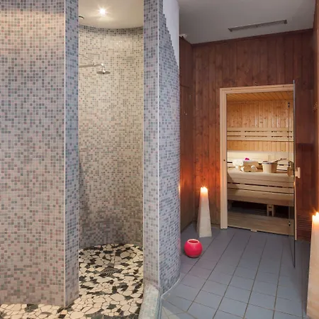 Hoehlenstein 图克斯