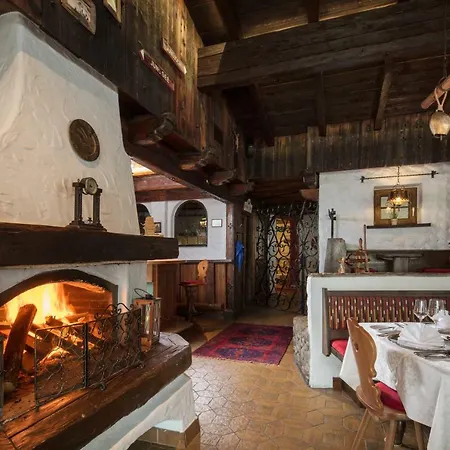 Hoehlenstein Otel 4*