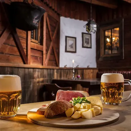 Hoehlenstein 酒店 图克斯