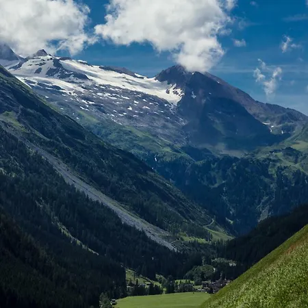 Hoehlenstein 4* Тукс