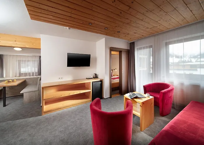 Hoehlenstein Szálloda Tux