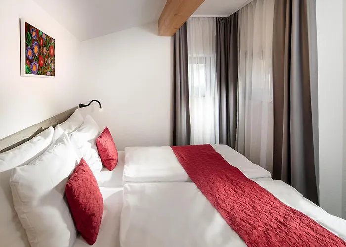 Szálloda Hoehlenstein Tux