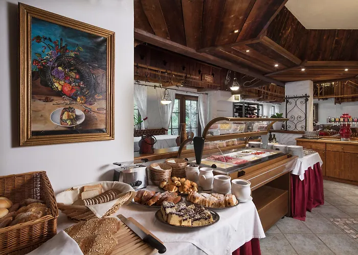 Hoehlenstein Szálloda 4*