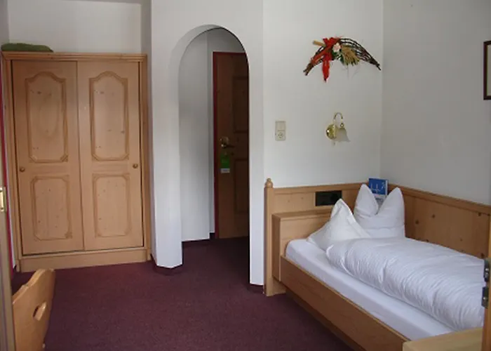 Szálloda Hoehlenstein Tux