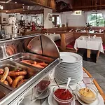 Hotel Hoehlenstein Tux