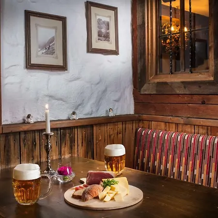 Hotel Hoehlenstein 4*